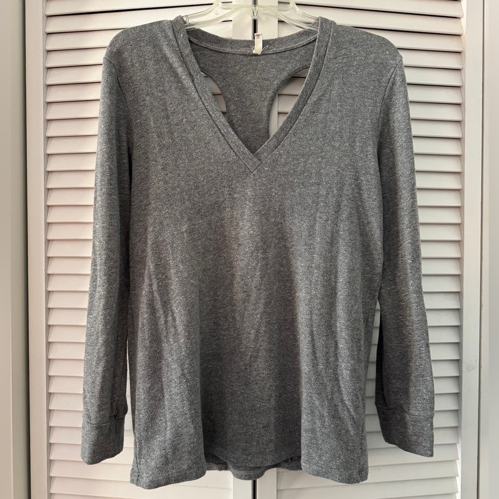 Lanston Women's Gray Long Sleeve Top
